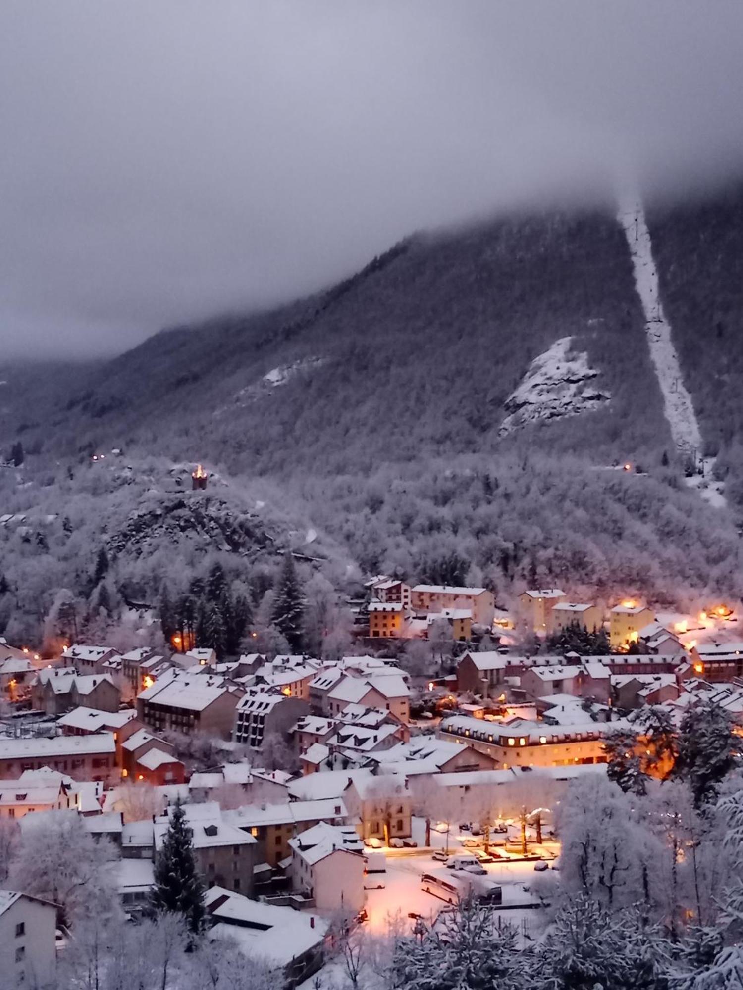 Les Gites Axeens Ax-les-Thermes Luaran gambar